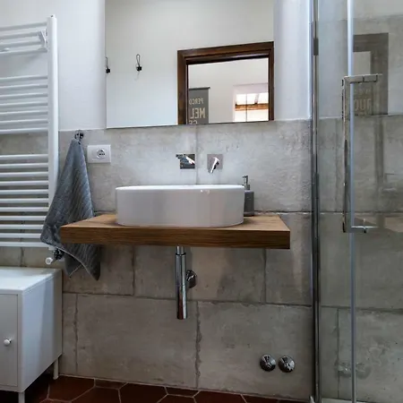 Casa Vinalia